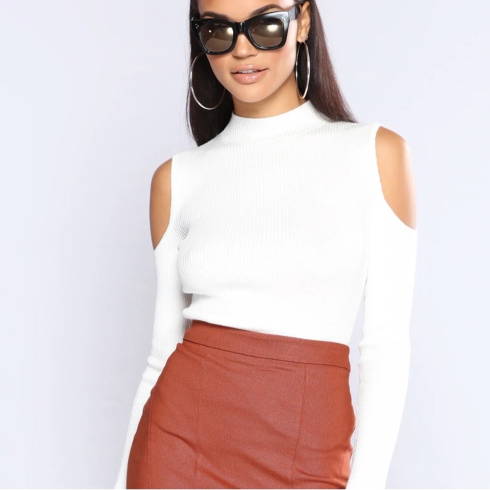 Fashion Nova Carolina Cold Shoulder Sweater - Ivory